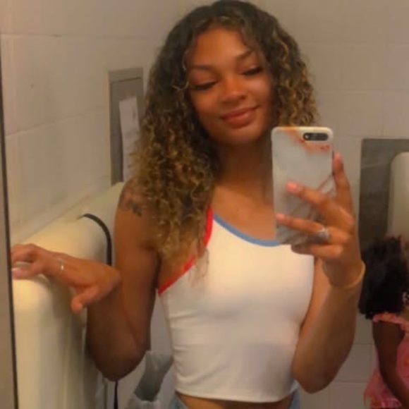 Meet your Posher, Jasmine - Picture 1 of 1